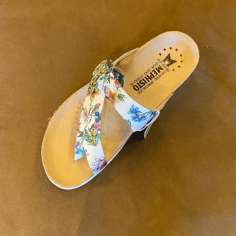 Mephisto - Helen Liberty - Multiple Sizes (NEW W/ BOX) - Picture 2 of 3